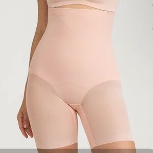 Honeylove SuperPower Short in Rose Tan 2x - Brand New in Packaging